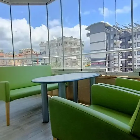 Oba Palace 100 M To The Beach Daire Alanya